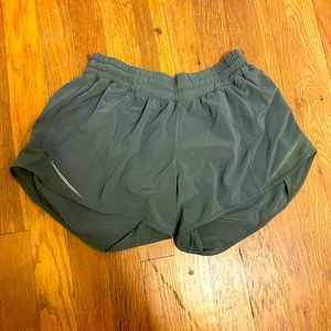 Lululemon hottie hot shorts